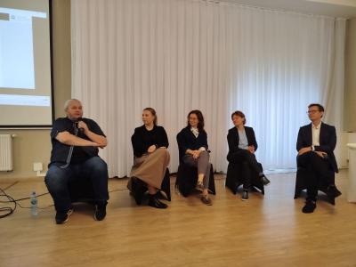 Panel „Nowoczesne technologie w wystawiennictwie”, od lewej: Marek Krzykała, Adrianna Paradowska, Aldona Warzecha, Anna Sokół, Hadrian Ciechanowski